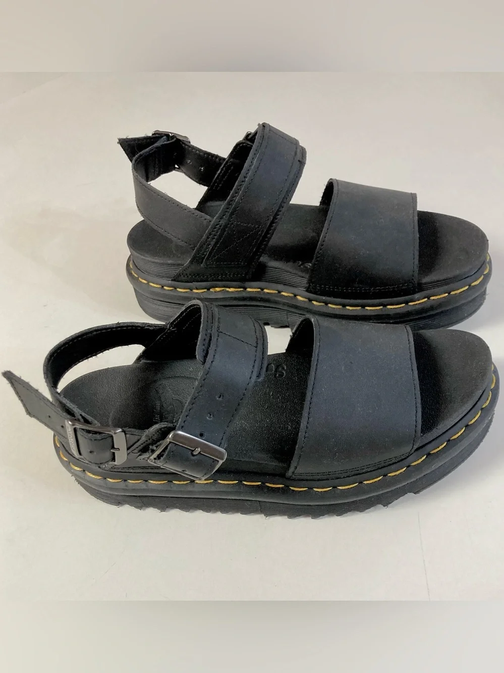 Dr. Martens authentic dr